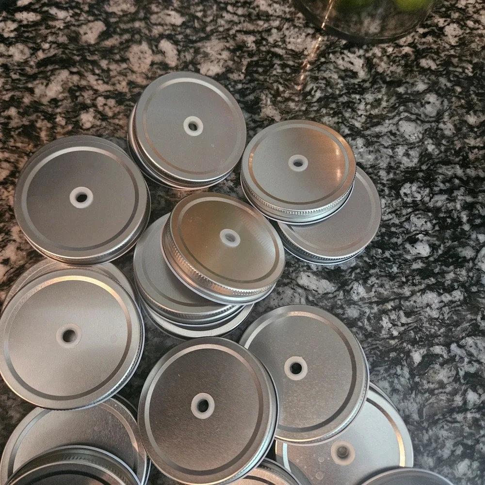 silver-colored tinplate‎ mason jar lids straw silicone center 20pcs